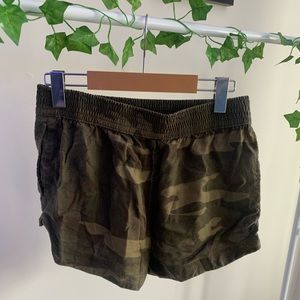 Camo Relaxed Tna Short